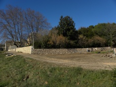 vue d'ensemble du mur en pierre sèche